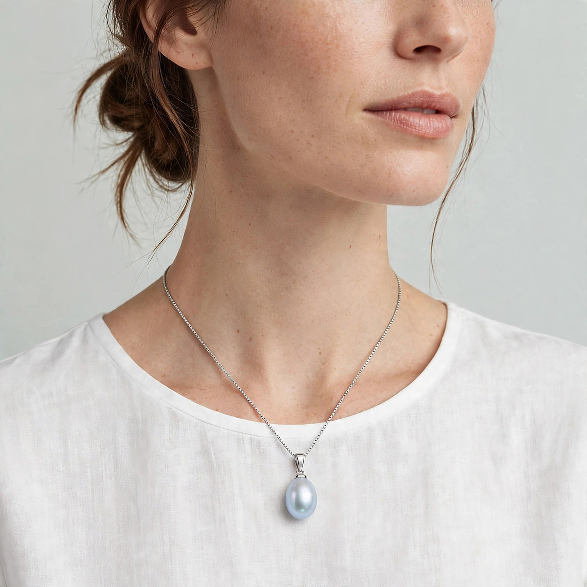 Essential Pearl Necklace