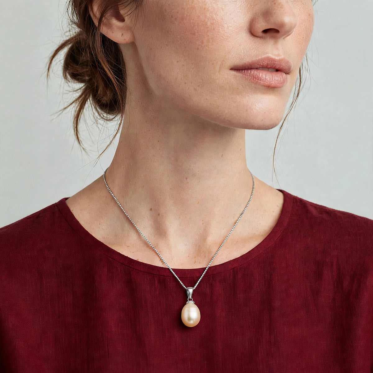 Essential Pearl Necklace