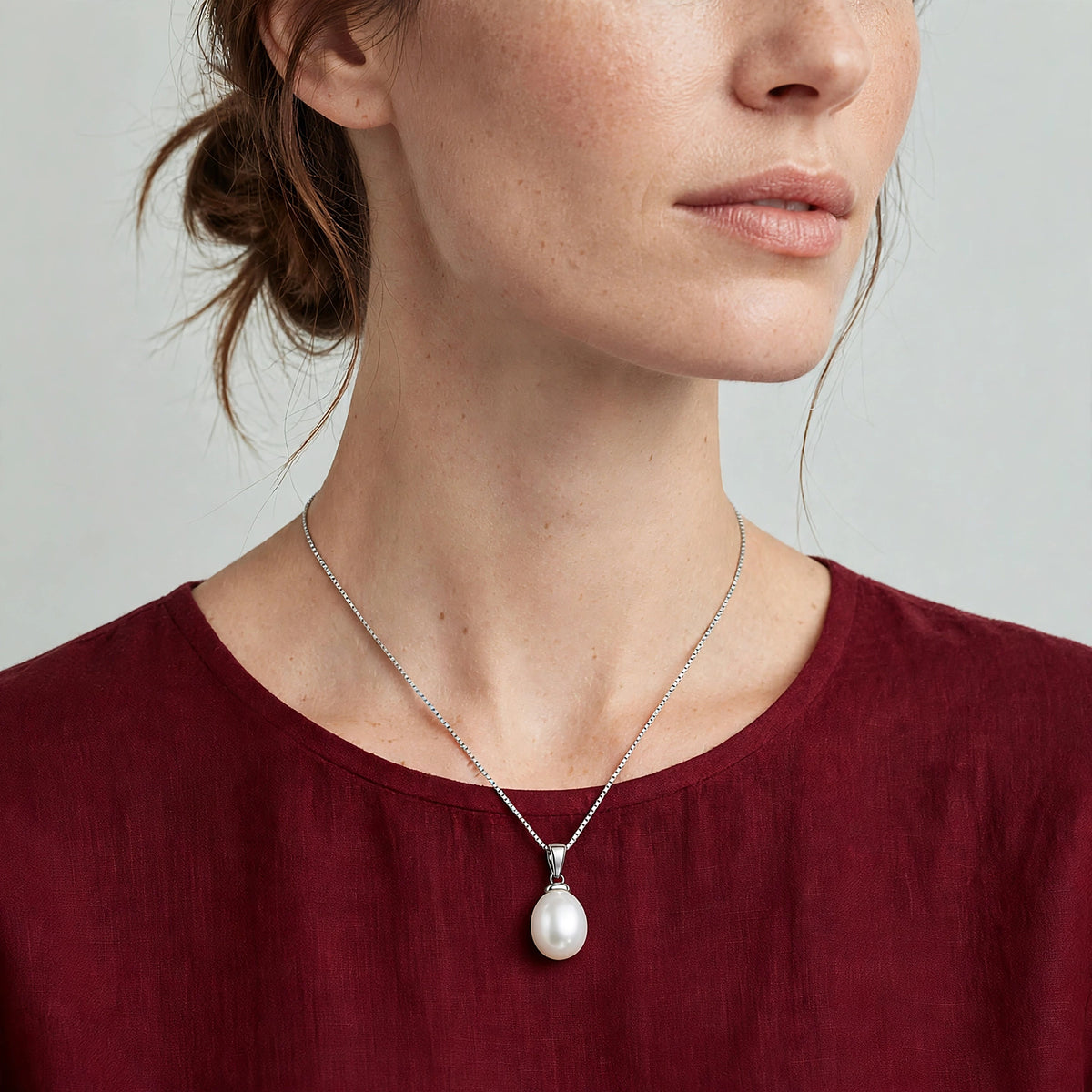 Essential Pearl Necklace